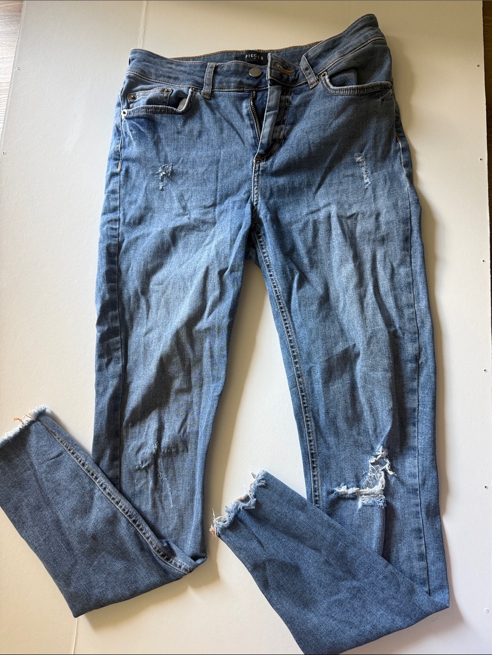Women’s Skinny Ripped Jeans - Blue